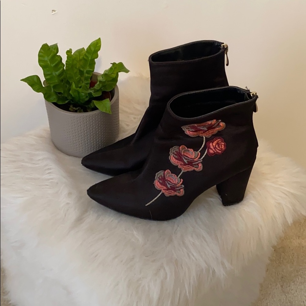 Embroidered Black Booties